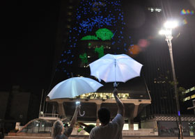 waving_umbrellas_feat_image